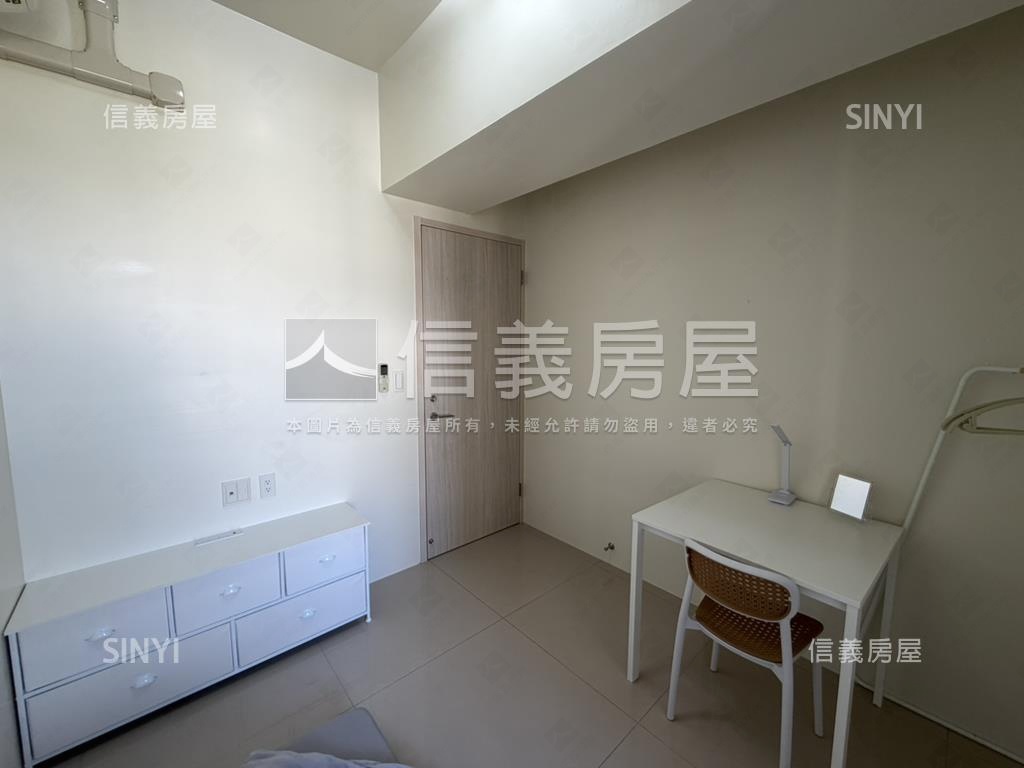 高鐵專任喬立ＣＩＡＯ房屋室內格局與周邊環境