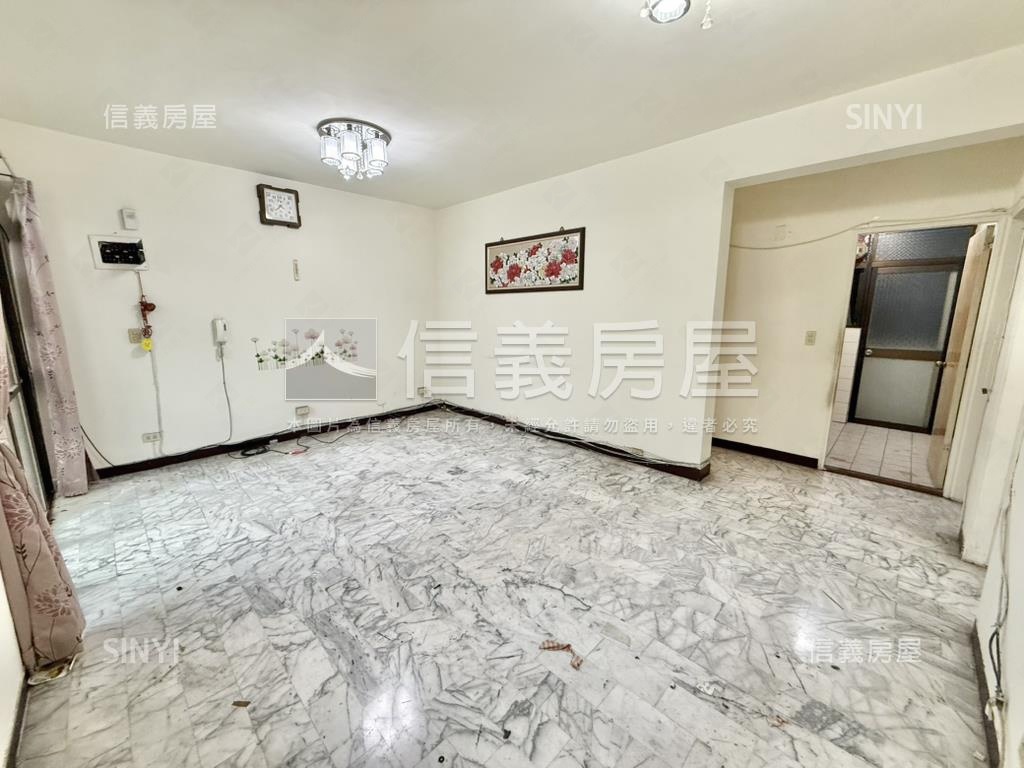 捷運靜巷方正採光三房房屋室內格局與周邊環境