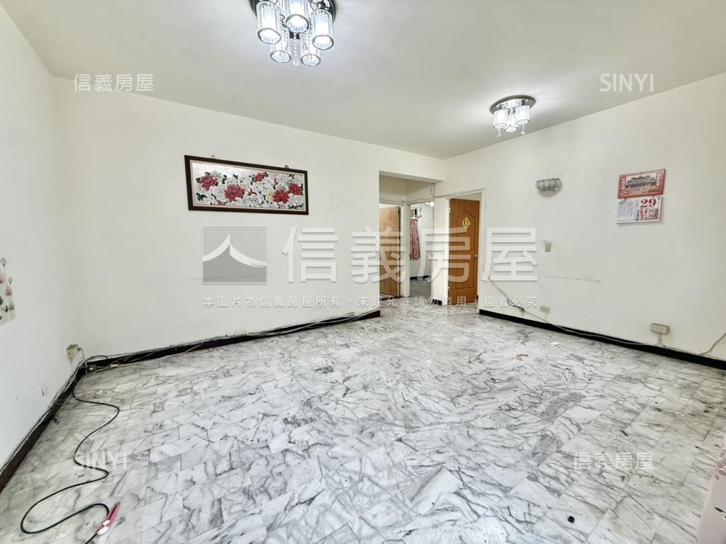 捷運靜巷方正採光三房房屋室內格局與周邊環境