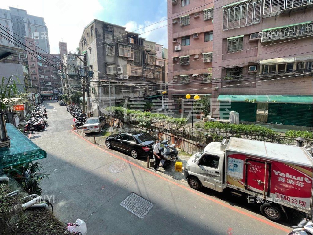 新埔捷運二樓美寓房屋室內格局與周邊環境