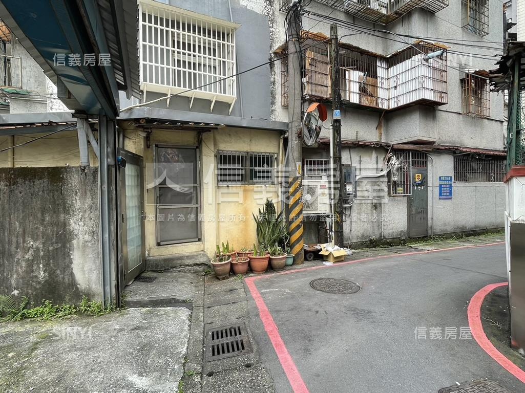 大坪林捷運站後方住四土地房屋室內格局與周邊環境