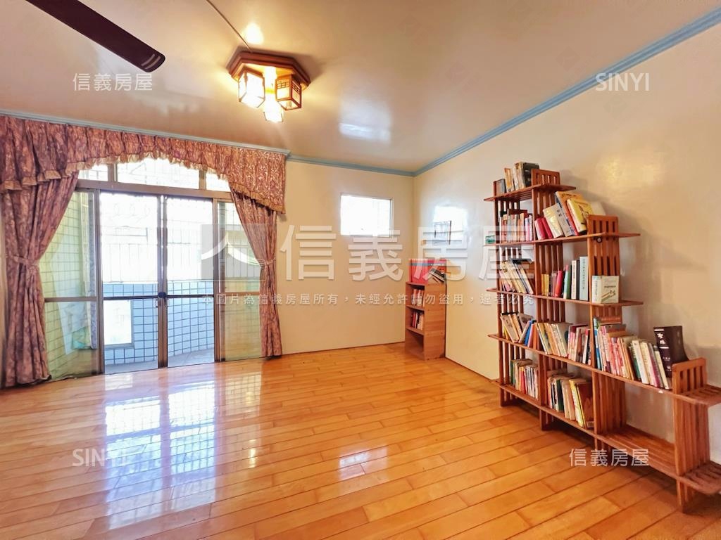 ｛首選｝近信義國中小美墅房屋室內格局與周邊環境