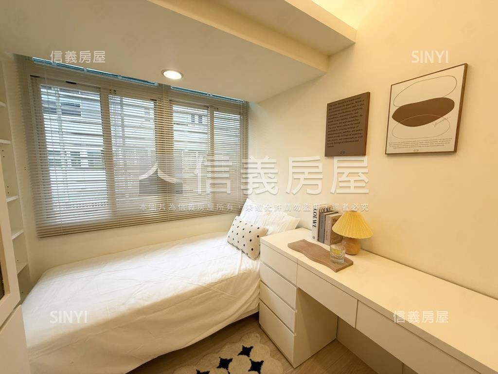 大巨蛋國館電梯四房房屋室內格局與周邊環境