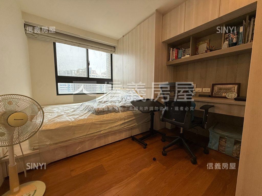 新業睿智四房．雙坡平房屋室內格局與周邊環境
