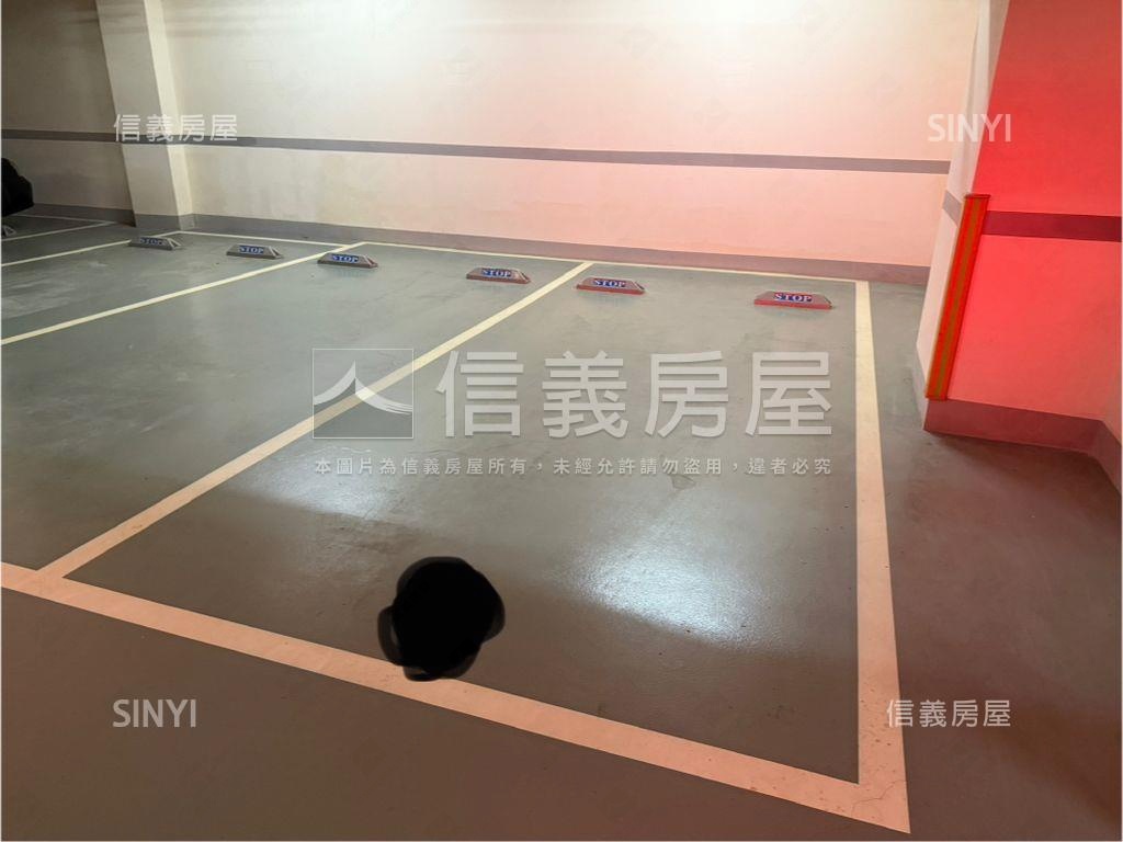 新業睿智四房．雙坡平房屋室內格局與周邊環境