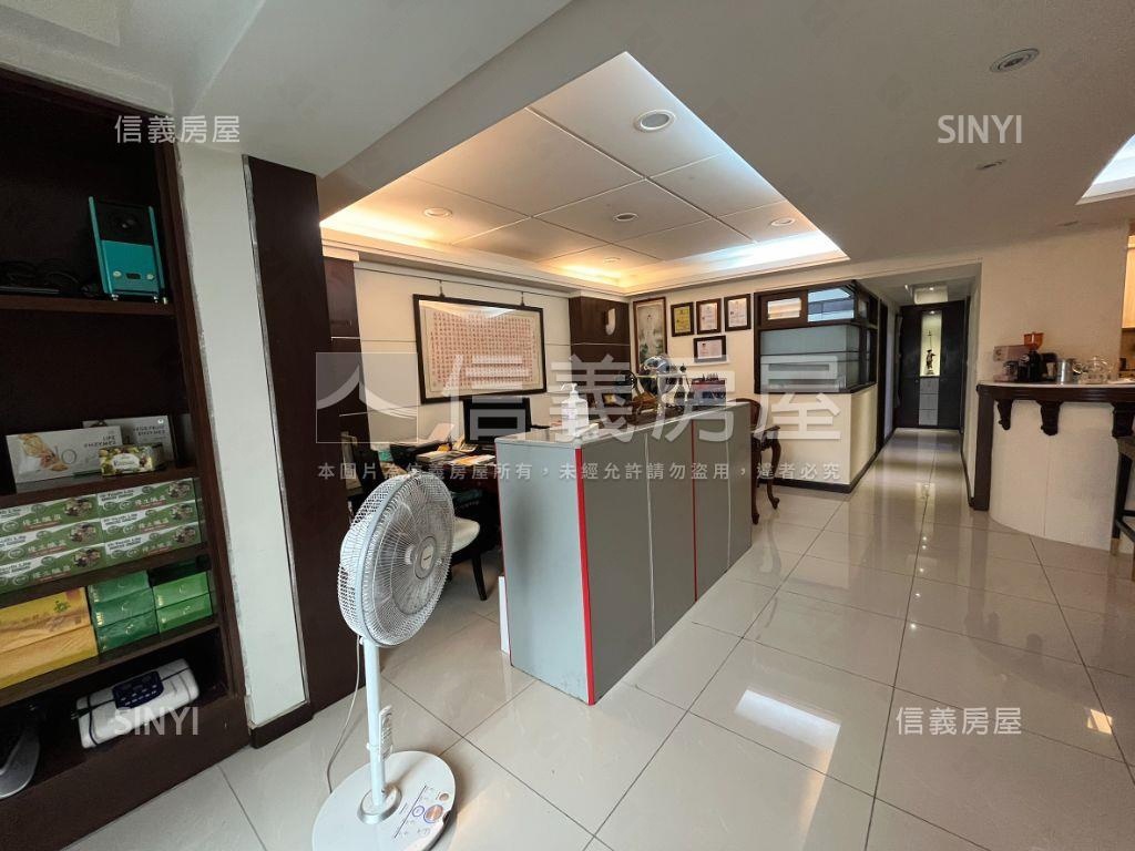 南京捷運靜巷車庫一樓房屋室內格局與周邊環境