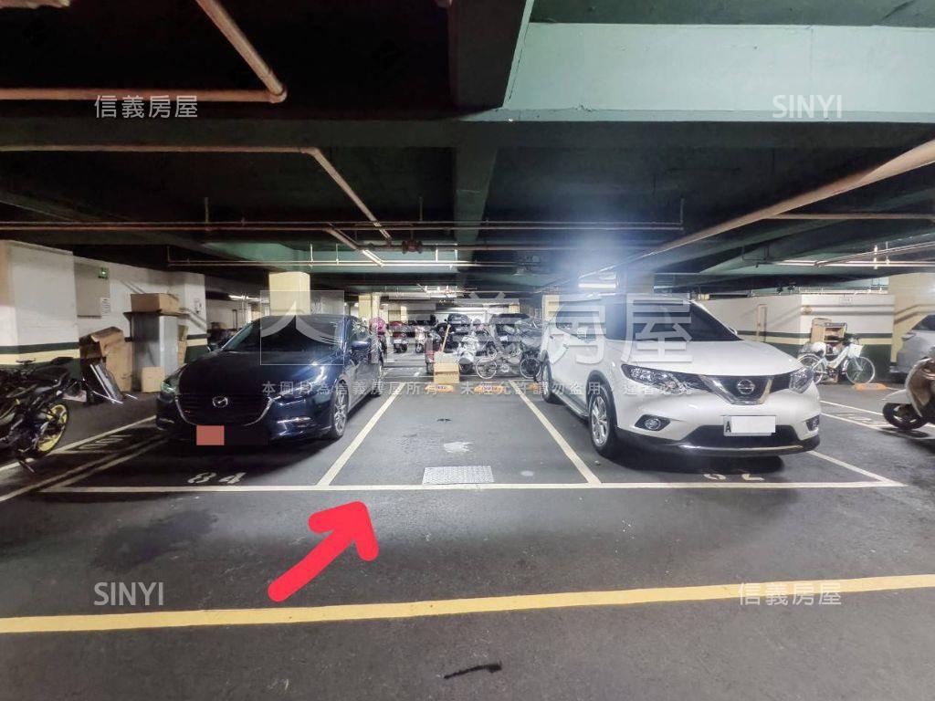慈文綠色奇跡景觀３房車位房屋室內格局與周邊環境