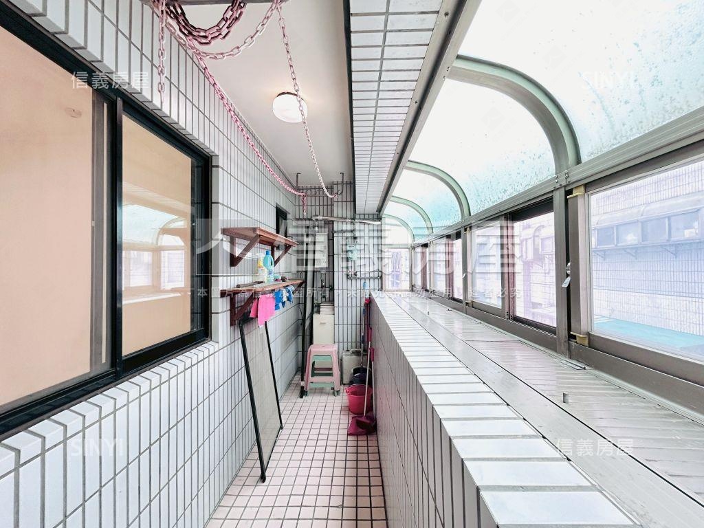 近中山國小明亮三房房屋室內格局與周邊環境