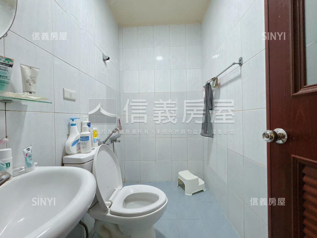 文化路大坪數店住房屋室內格局與周邊環境