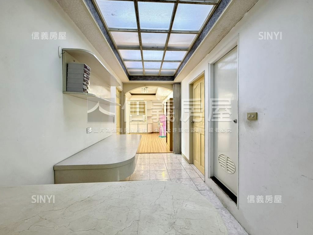 ＊方正四面採光＊溫泉公寓房屋室內格局與周邊環境