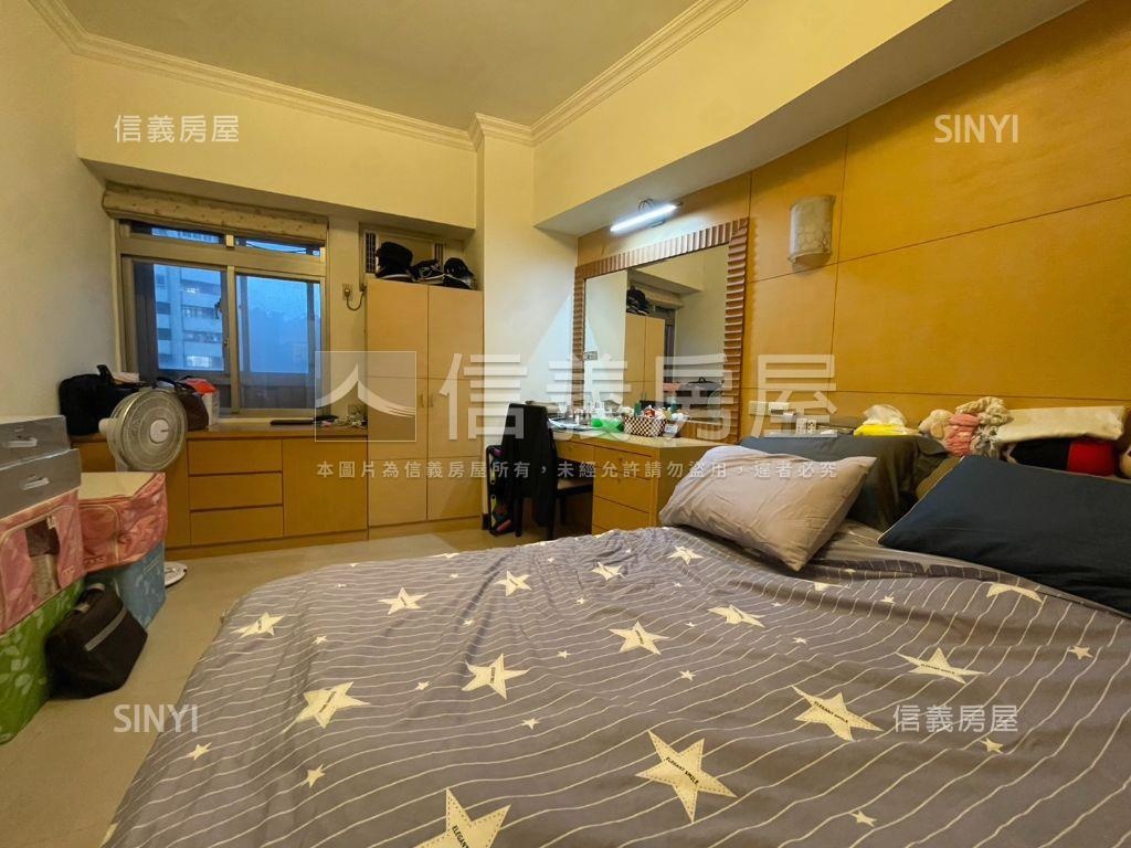 雅典王朝極品３房房屋室內格局與周邊環境