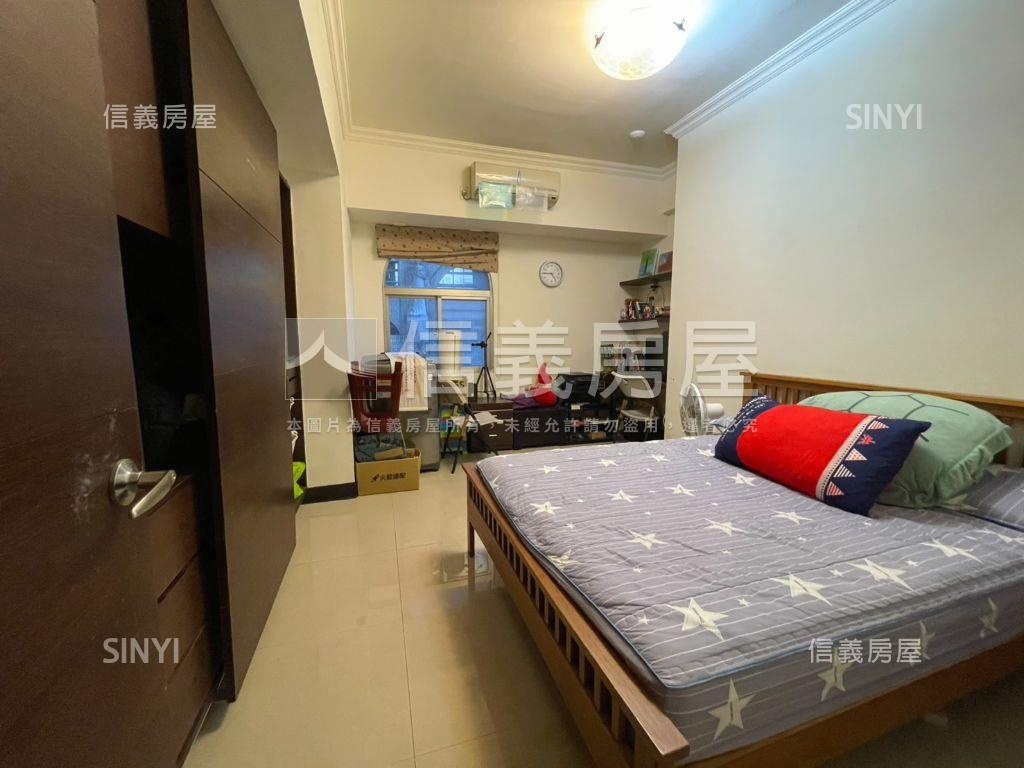 雅典王朝極品３房房屋室內格局與周邊環境