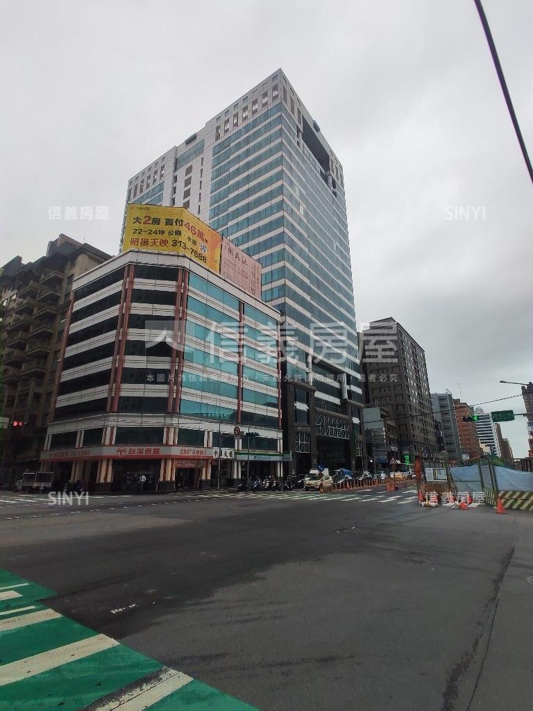 世貿帝國辦公室出租中房屋室內格局與周邊環境