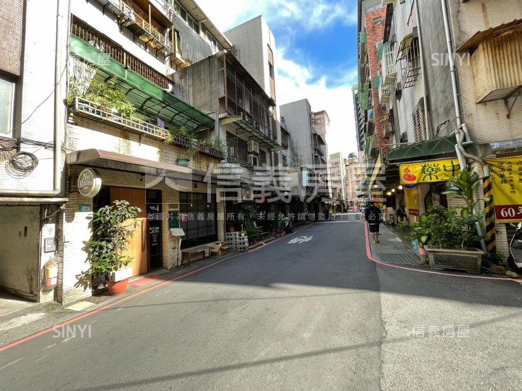 和平街人潮店面房屋室內格局與周邊環境