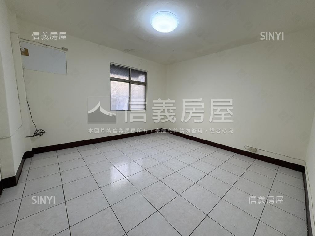 桃園捷運棕線巨蛋站公寓房屋室內格局與周邊環境