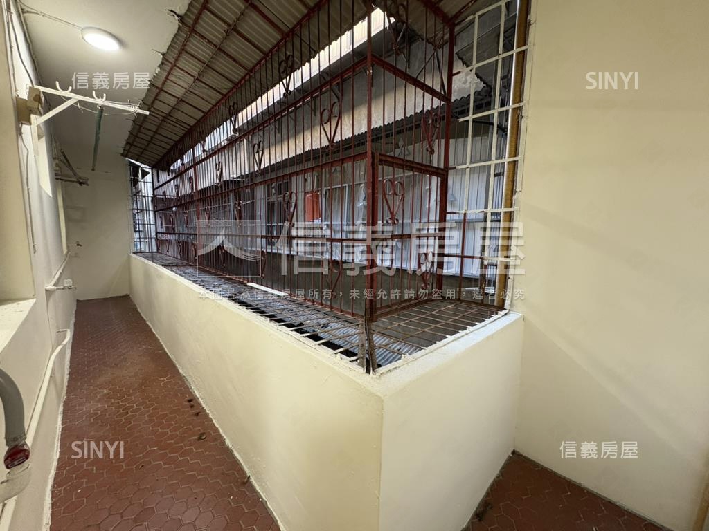 桃園捷運棕線巨蛋站公寓房屋室內格局與周邊環境