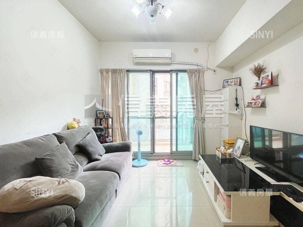 童年採光棒２房房屋室內格局與周邊環境