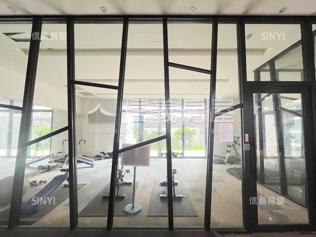 童年採光棒２房房屋室內格局與周邊環境