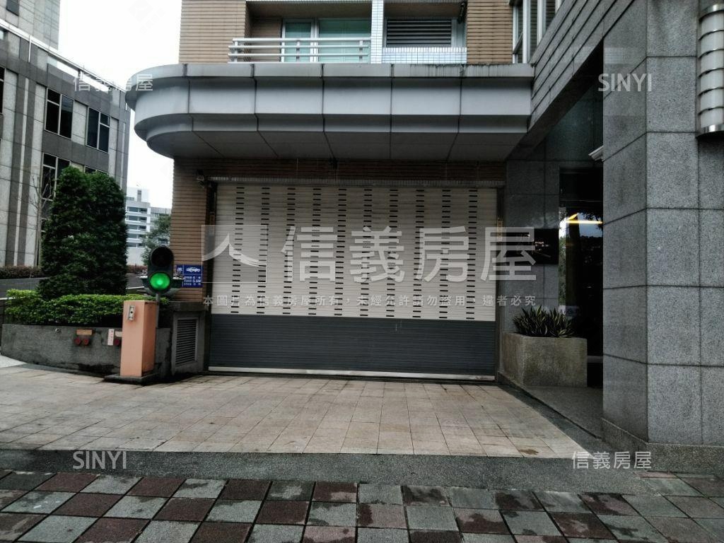 ＊明水四季＊坡道機械車位房屋室內格局與周邊環境