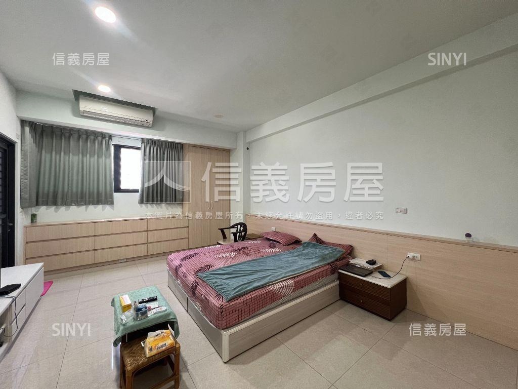 南區輕屋齡大面寬車墅房屋室內格局與周邊環境