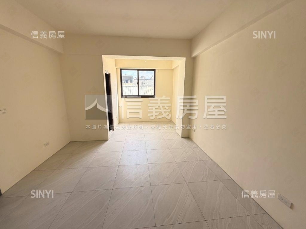 １２期電梯透天房屋室內格局與周邊環境