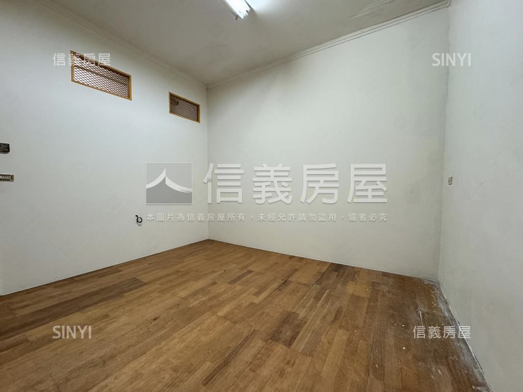 近未來Ｇ０９信光路透店房屋室內格局與周邊環境