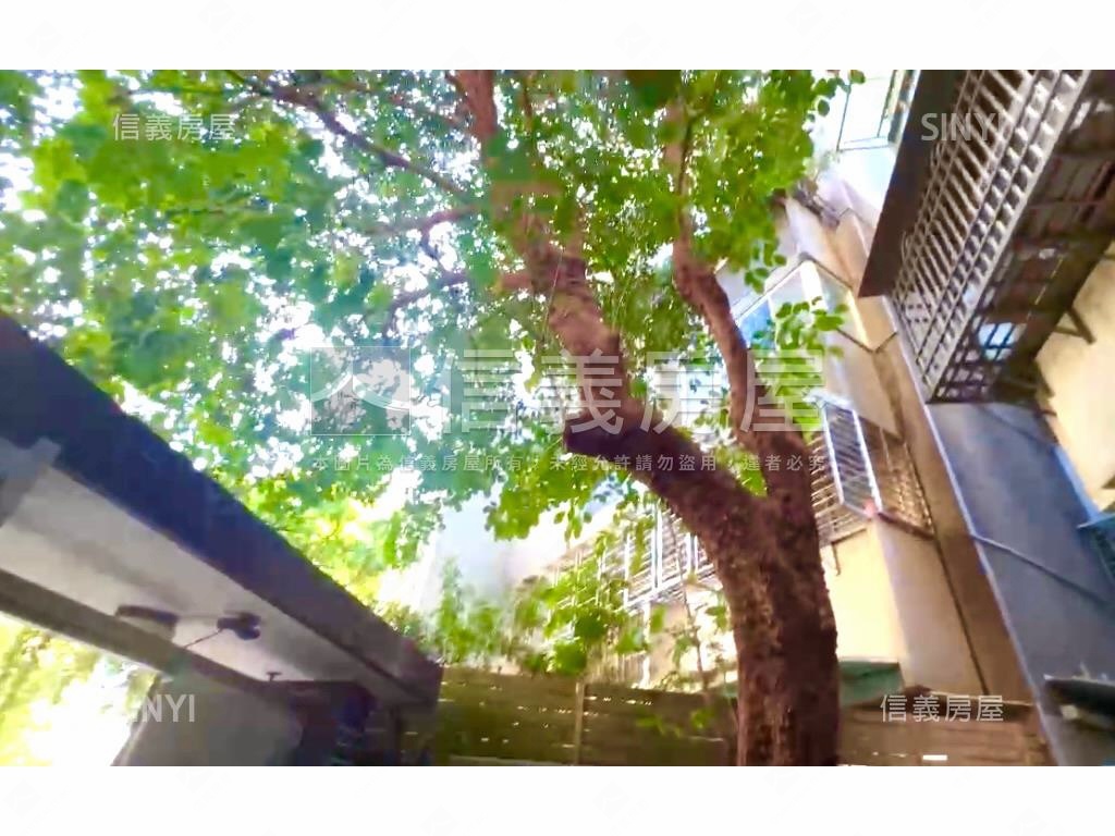 台大龍門前庭後院一樓房屋室內格局與周邊環境