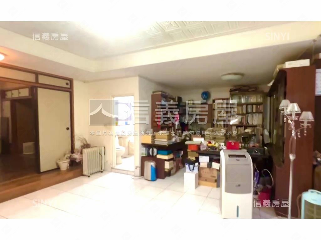 台大龍門前庭後院一樓房屋室內格局與周邊環境