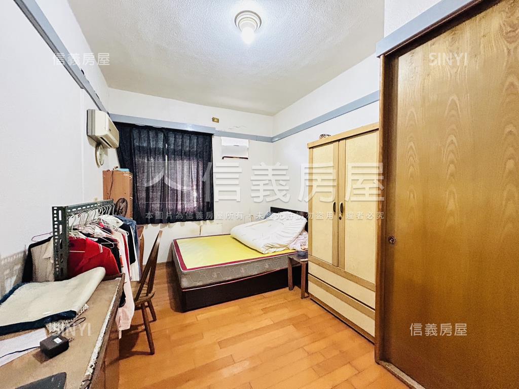 近徐匯中學捷運站的三樓房屋室內格局與周邊環境