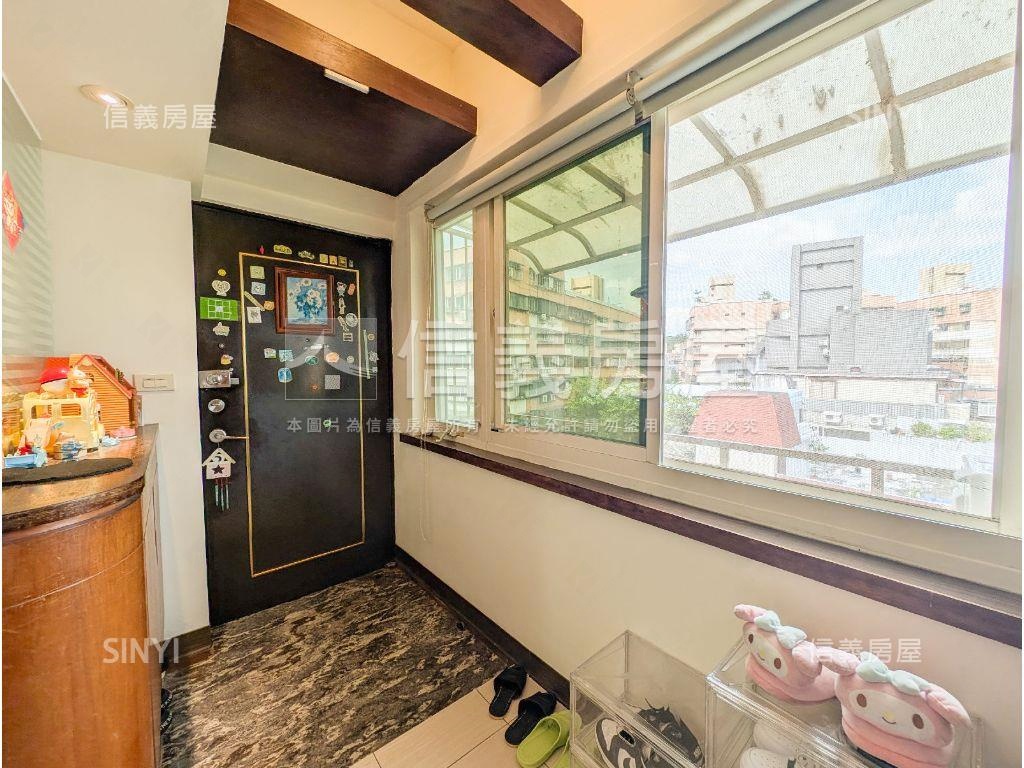 明湖國宅超Ａ近捷運美裝房屋室內格局與周邊環境