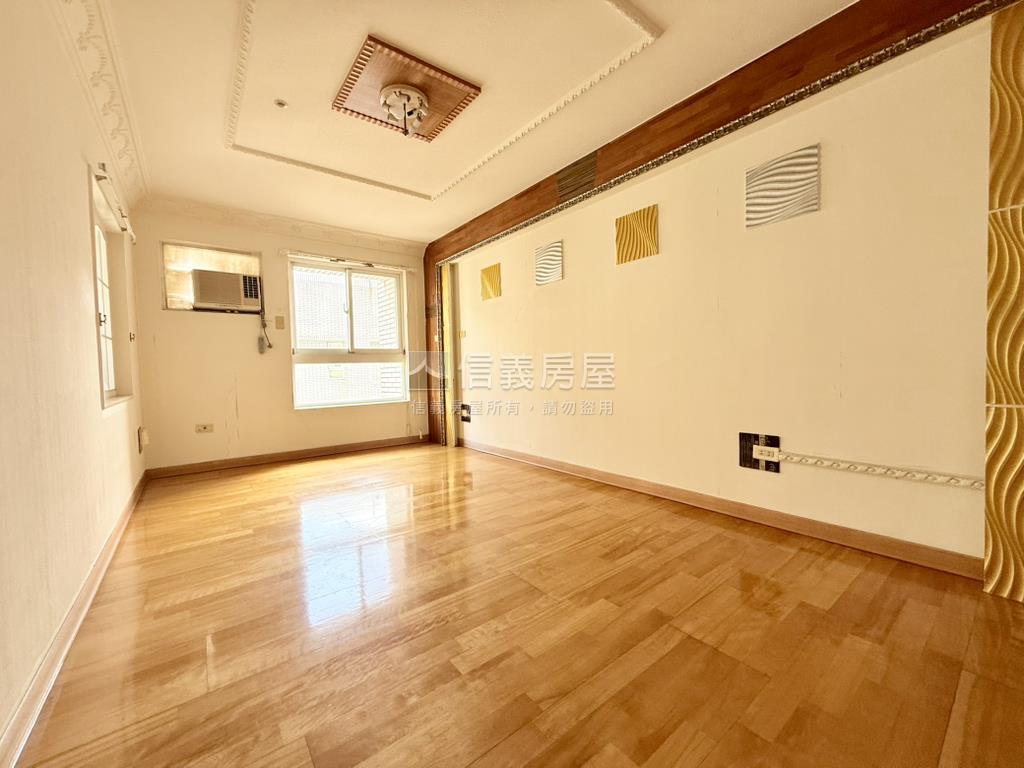 高岡屋質感高樓美宅房屋室內格局與周邊環境