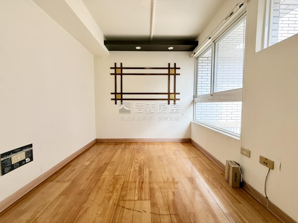 高岡屋質感高樓美宅房屋室內格局與周邊環境