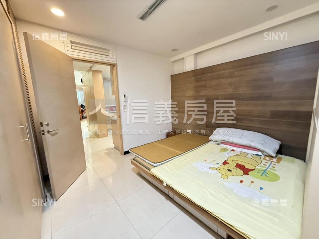 中山國中捷運透天美居房屋室內格局與周邊環境