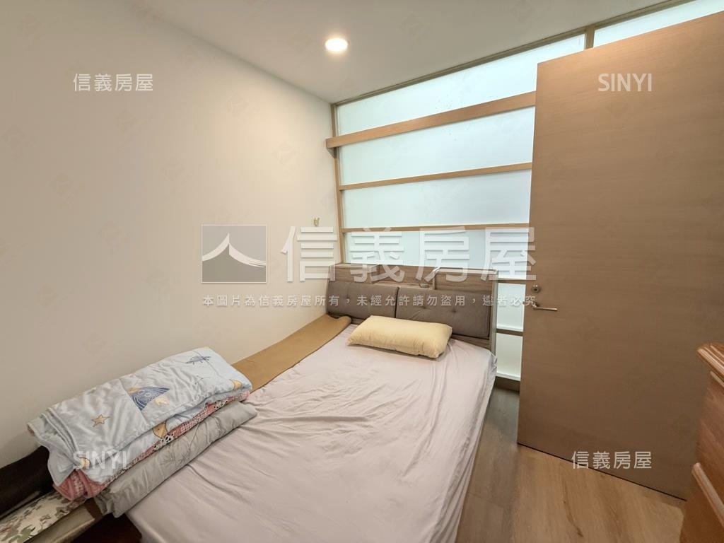 中山國中捷運透天美居房屋室內格局與周邊環境