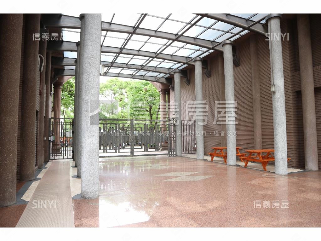 哈佛學園·高樓景緻套房房屋室內格局與周邊環境