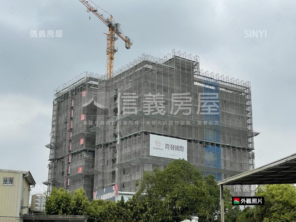 陞發秀泰高樓兩房平車房屋室內格局與周邊環境