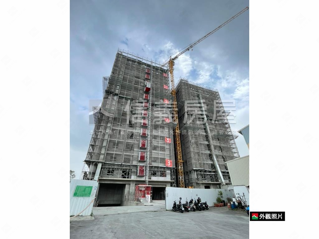 陞發秀泰高樓兩房平車房屋室內格局與周邊環境