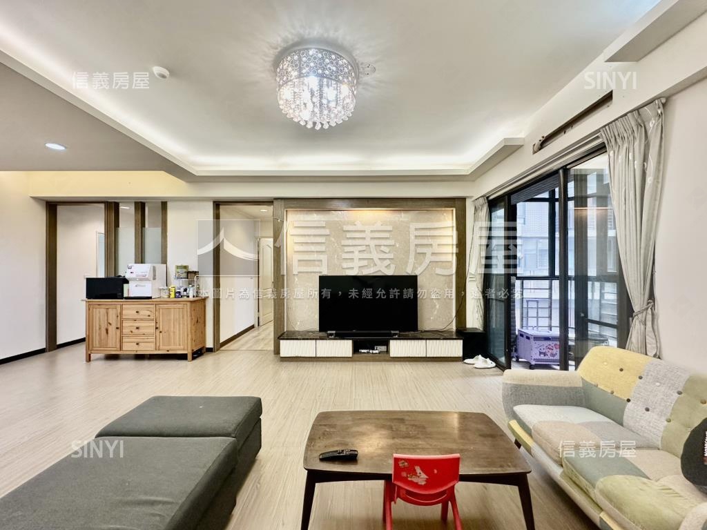 班芙春泉４房雙平車房屋室內格局與周邊環境