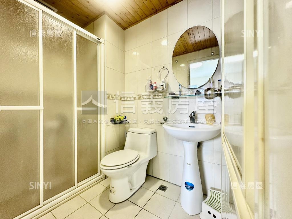 班芙春泉４房雙平車房屋室內格局與周邊環境