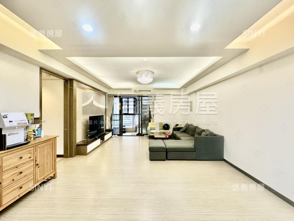 班芙春泉４房雙平車房屋室內格局與周邊環境