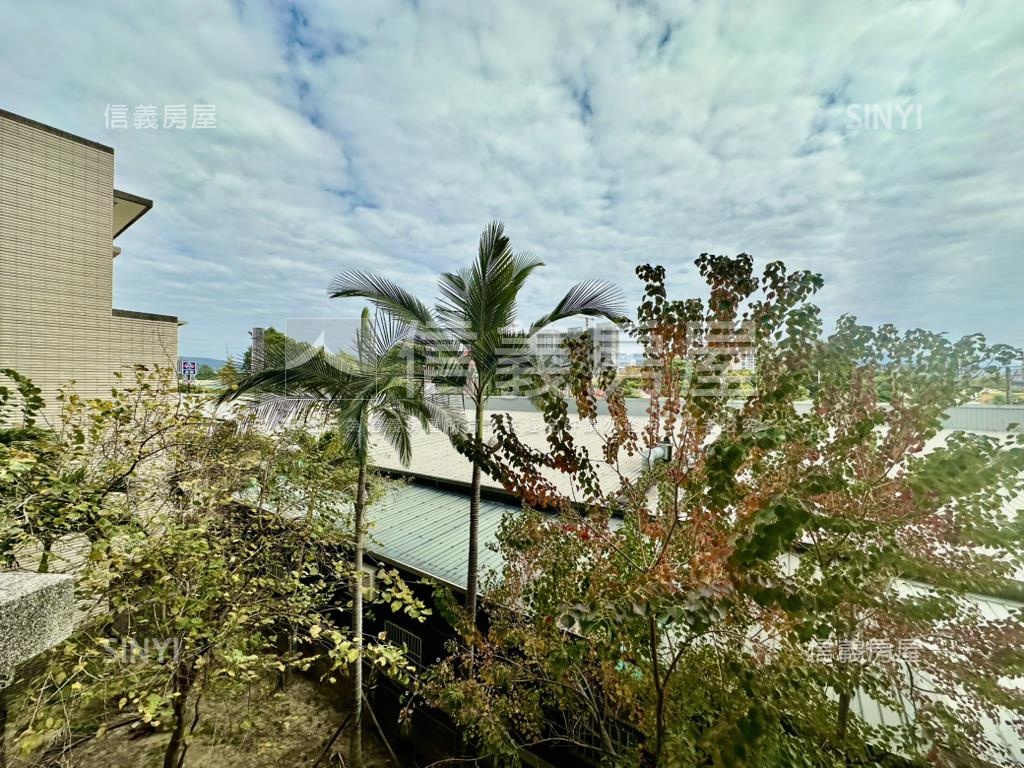 班芙春泉４房雙平車房屋室內格局與周邊環境