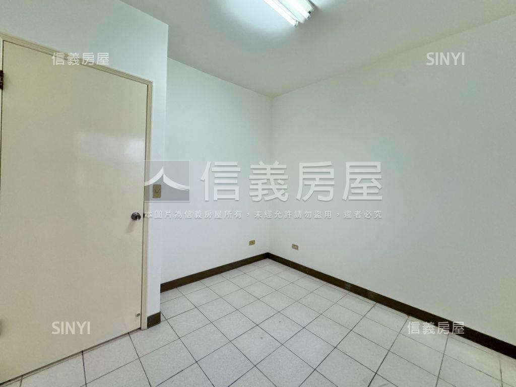 祥安三房邊間美屋房屋室內格局與周邊環境