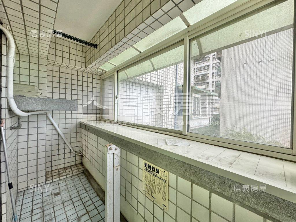 祥安三房邊間美屋房屋室內格局與周邊環境