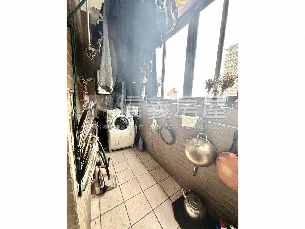 Ａ９近三井稀有美屋房屋室內格局與周邊環境
