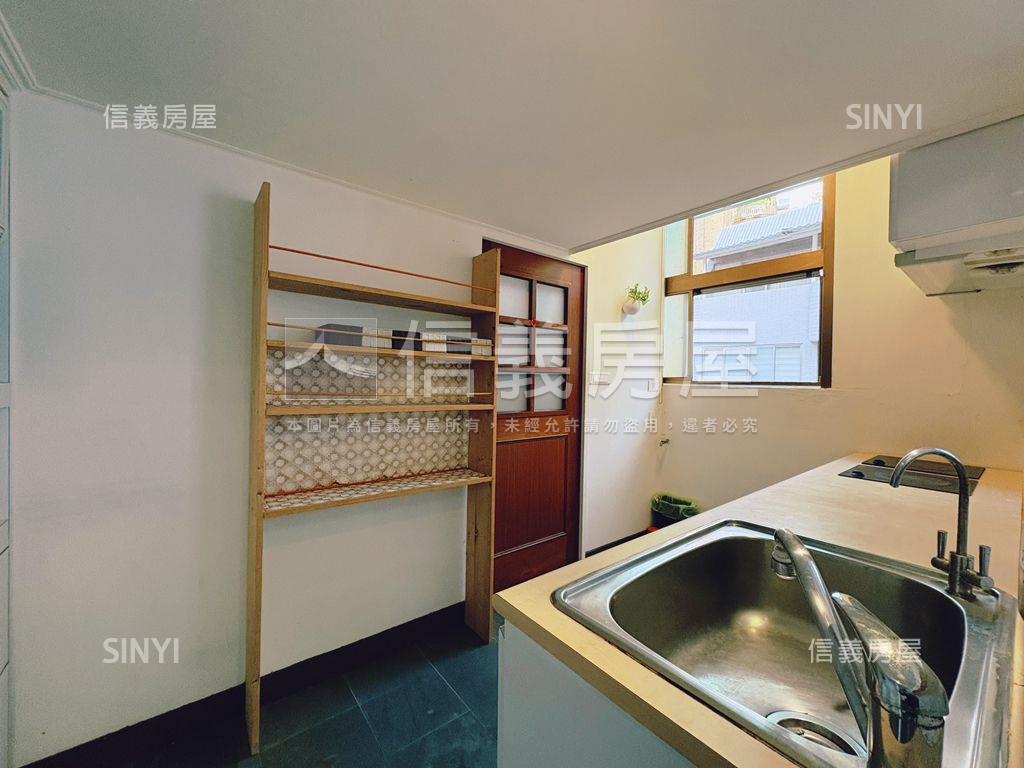 天母東路電梯華廈房屋室內格局與周邊環境