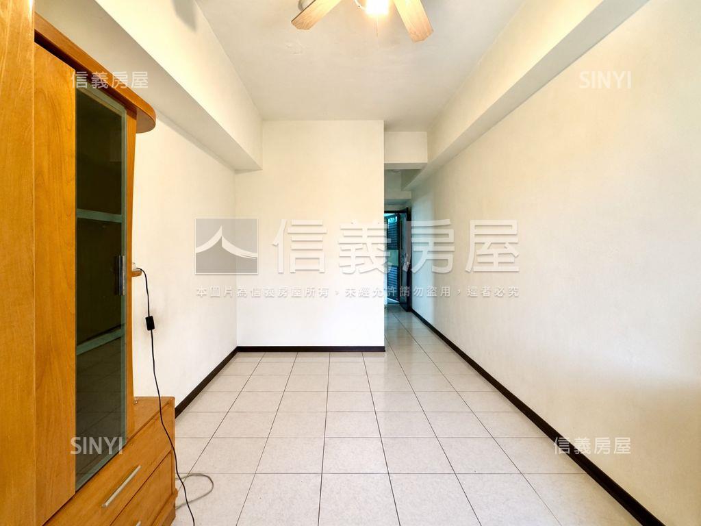 腳踏金庫高樓景觀房屋室內格局與周邊環境