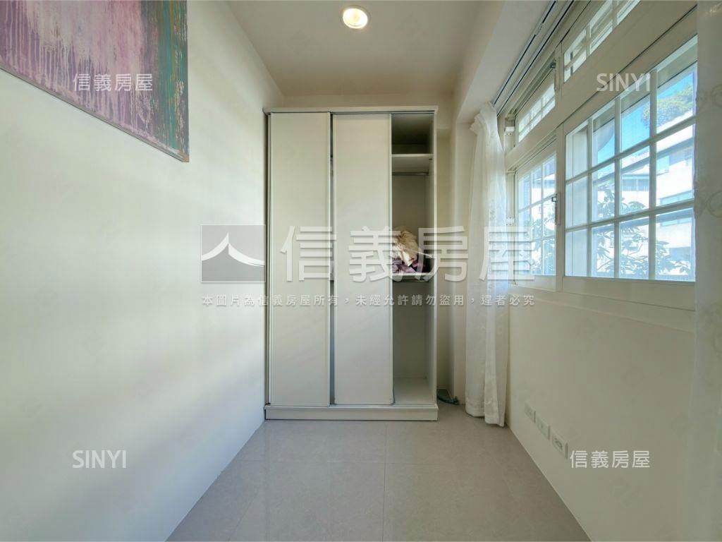 東區美裝華園高樓房屋室內格局與周邊環境