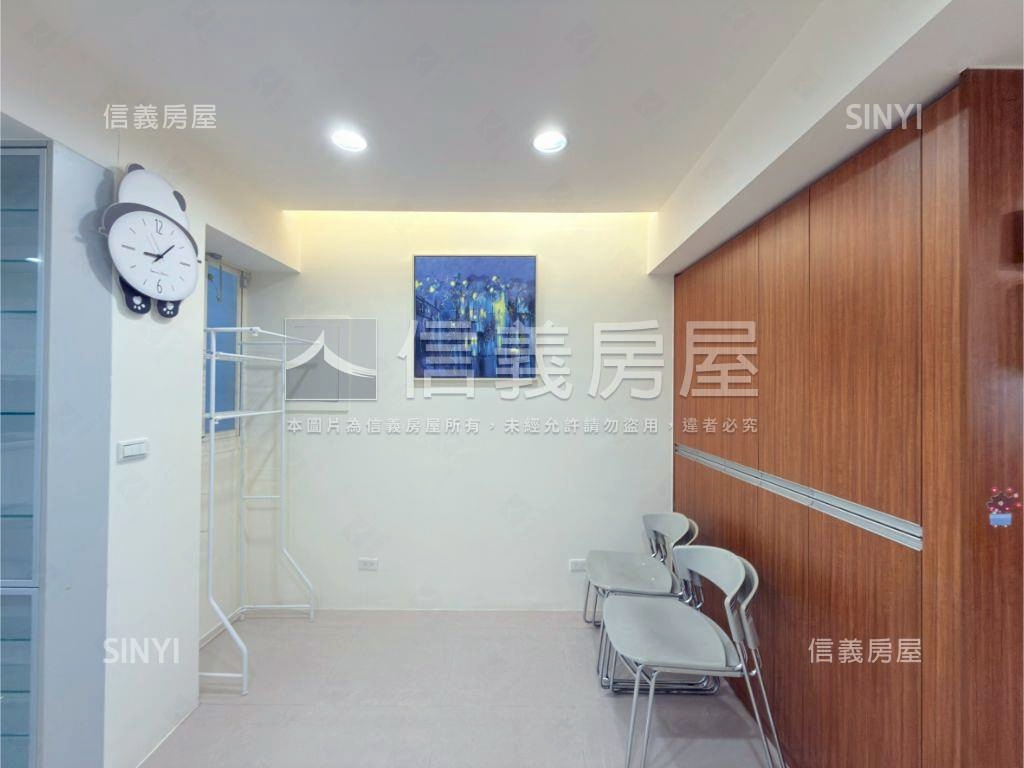 東區美裝華園高樓房屋室內格局與周邊環境