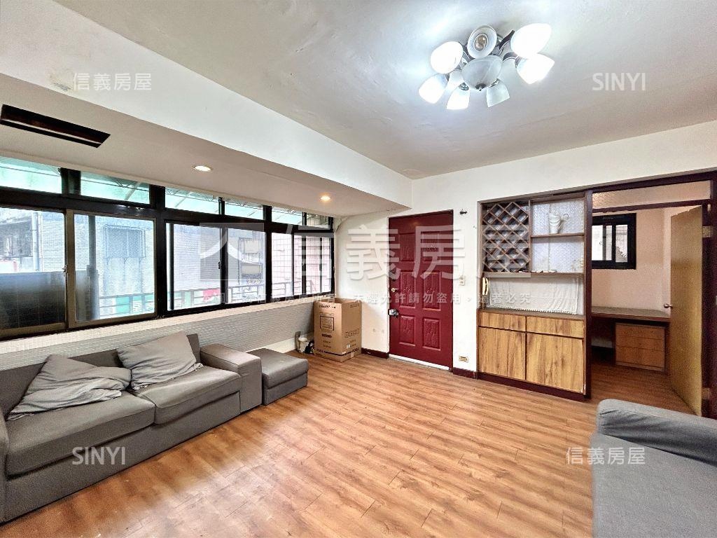 龍門低總採光美寓房屋室內格局與周邊環境