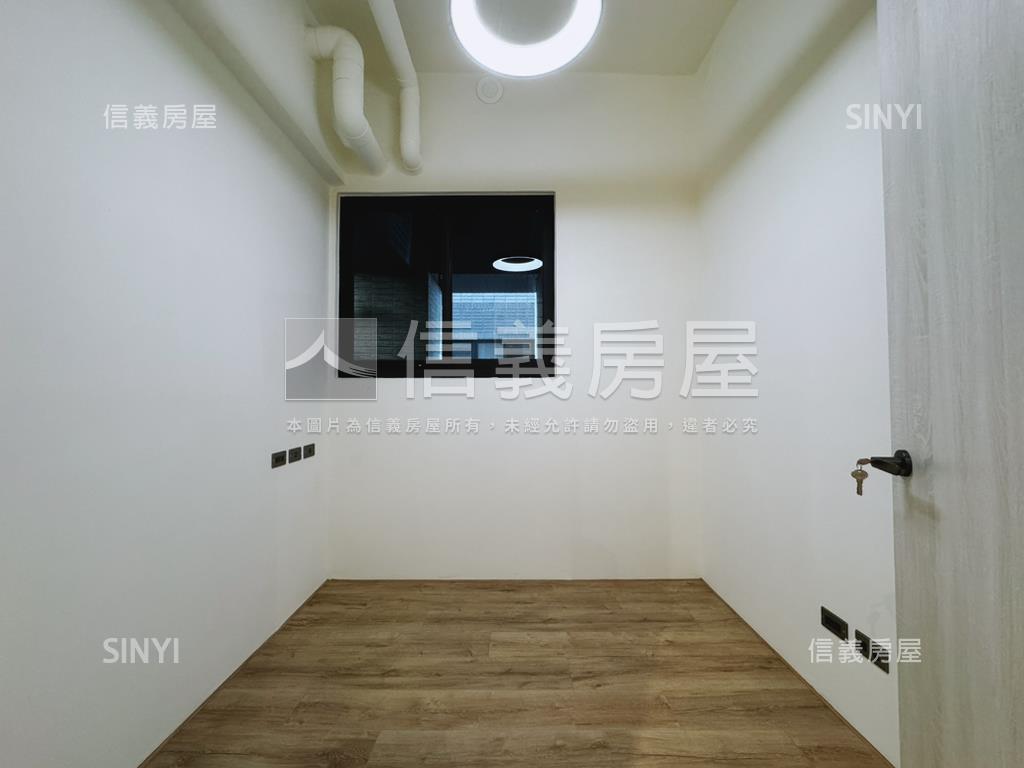 皇翔芊樾邊間三房平面車位房屋室內格局與周邊環境